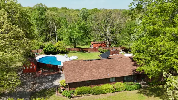 Crane, MO 65633,2949 State Hwy Jj