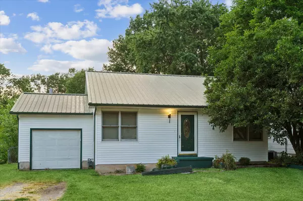 Springfield, MO 65802,901 N West AVE