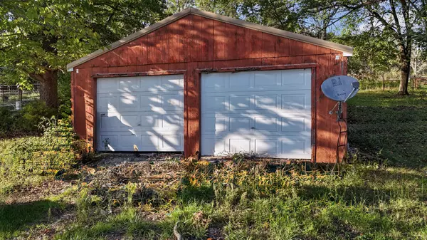 Cassville, MO 65625,14497 Farm Road 1145