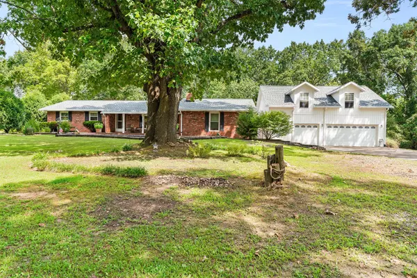 Ozark, MO 65721,178 Garner DR