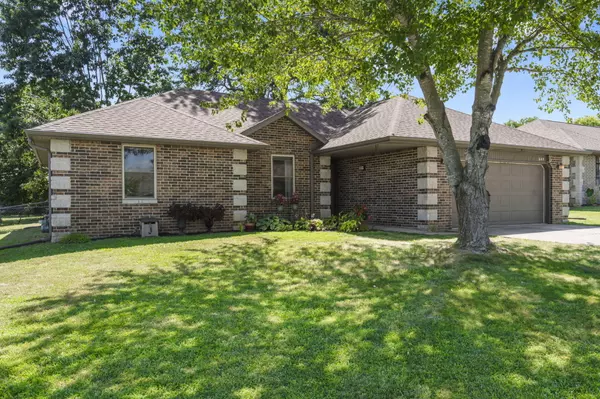 Nixa, MO 65714,608 SE Hills CT