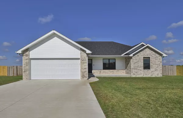 4717 S 124th RD, Bolivar, MO 65613
