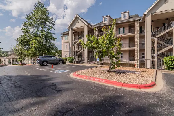 Branson, MO 65616,330 South Wildwood Drive B1-U5