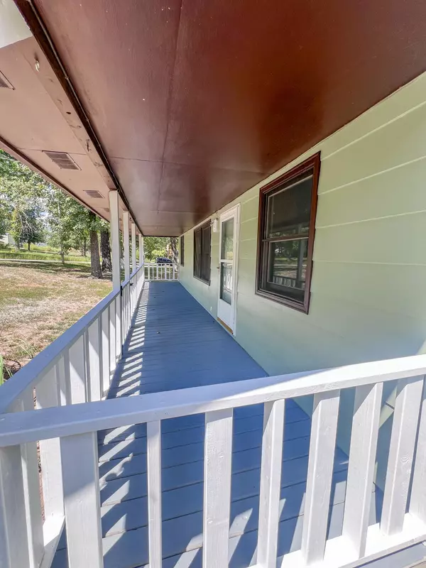 Urbana, MO 65767,27713 Walnut RD