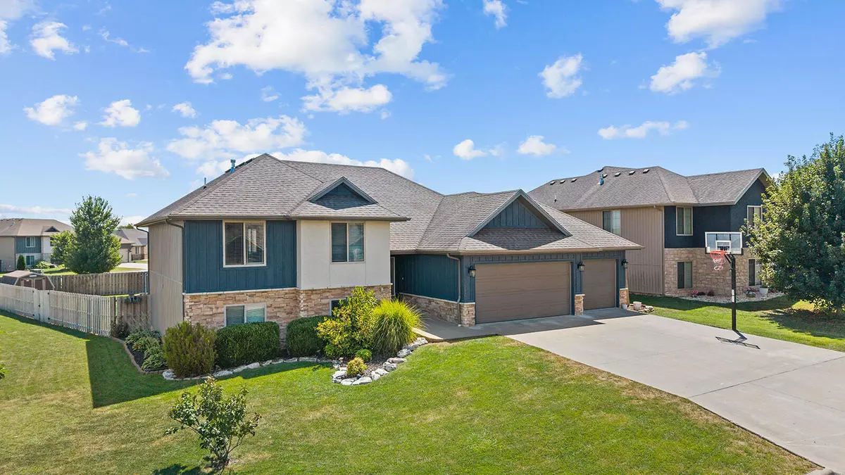 Republic, MO 65738,1394 S Blockade RD