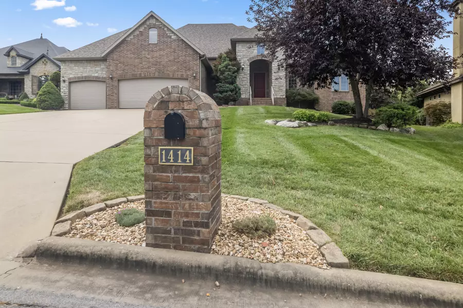 1414 E Wilder DR, Springfield, MO 65804
