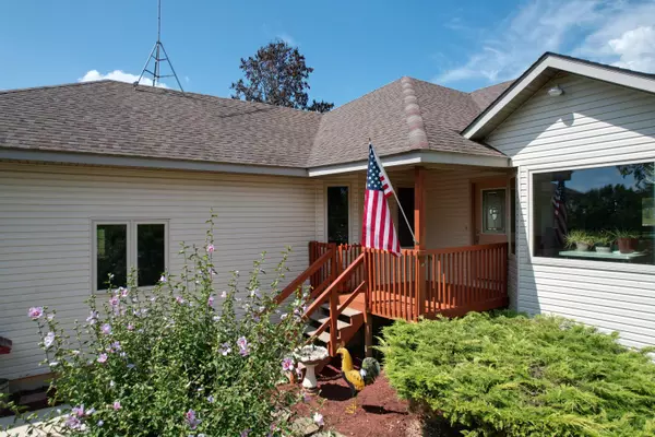 Squires, MO 65755,93 W Wind WAY