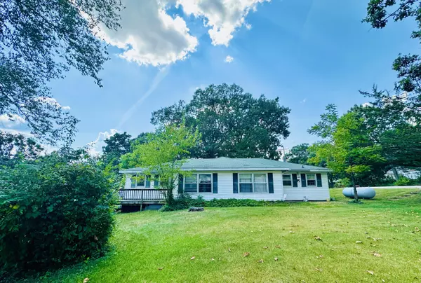 1035 Patton AVE, Cabool, MO 65689