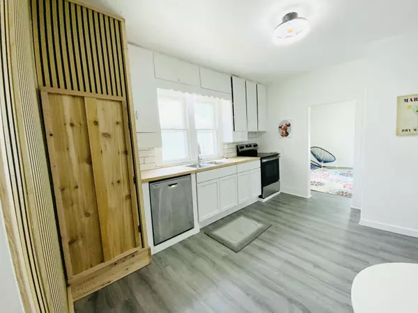 Springfield, MO 65803,1448 E Florida ST