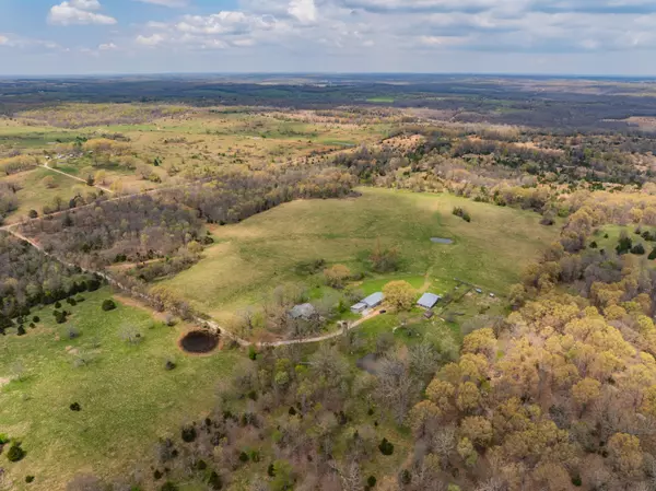 Koshkonong, MO 65692,2722 Co Rd 347