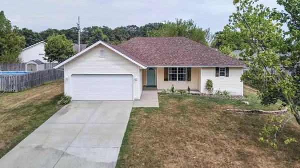 544 Waterwheel AVE, Sparta, MO 65753
