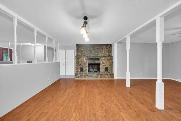 West Plains, MO 65775,1449 4th Street