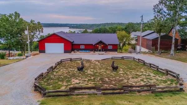 19 Lakeview DR, Theodosia, MO 65761