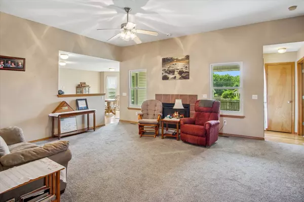 Nixa, MO 65714,626 W Bailey ST