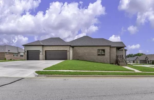 Springfield, MO 65809,702 S Thornridge DR