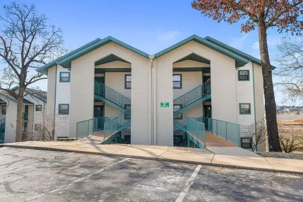 Branson, MO 65616,2700 Green Mountain DR #6-1