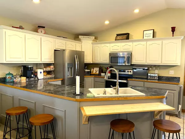 Anderson, MO 64831,151 Park Valley CT