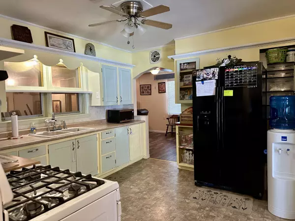 Nevada, MO 64772,1607 N Washington Street ST