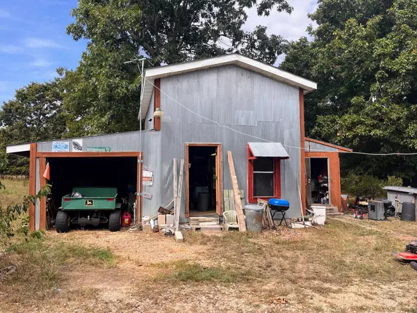 11 Wilderness TRL, Tunas, MO 65764
