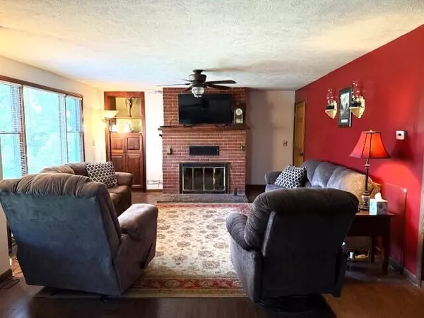 Cabool, MO 65689,12070 Stave Mill RD