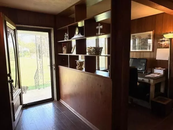 Cabool, MO 65689,12070 Stave Mill RD