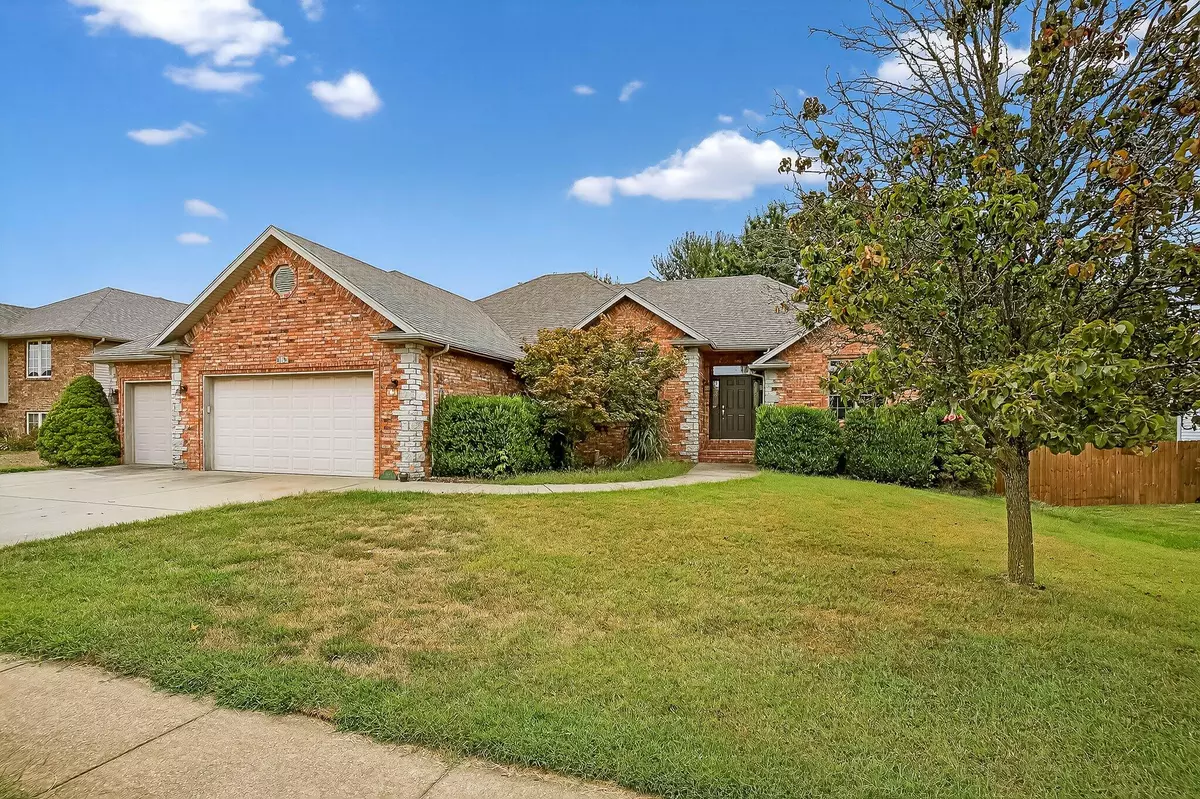 Republic, MO 65738,838 E Rachael DR
