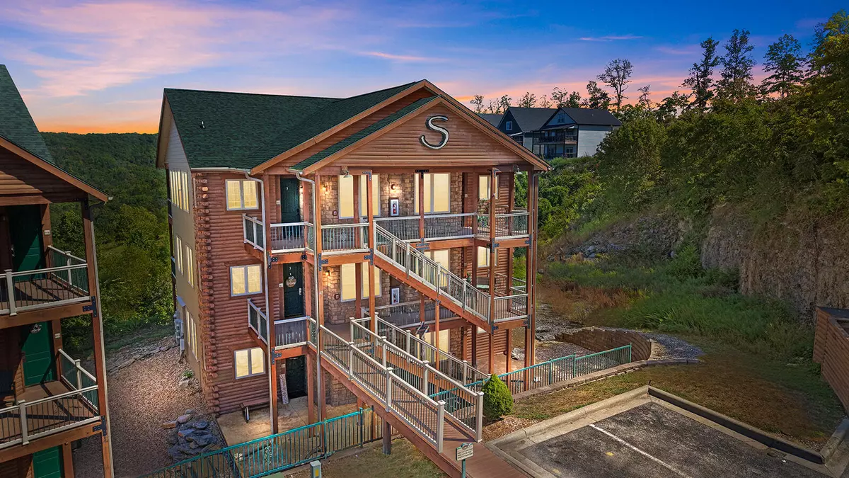 Branson, MO 65616,47 Stone Cliff CIR #2