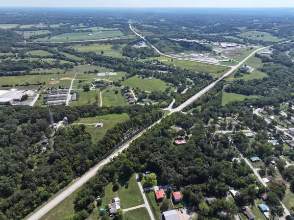 Anderson, MO 64831,203 N Chapman ST