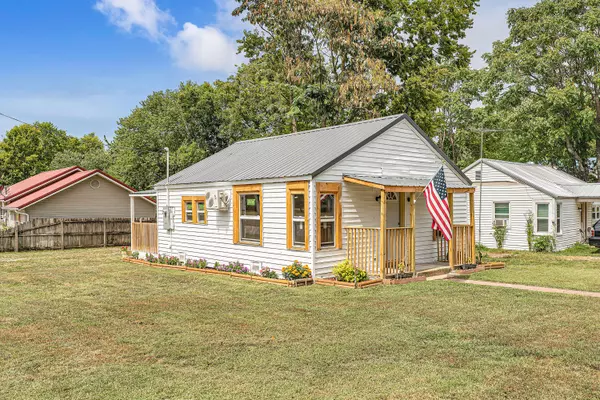 Buffalo, MO 65622,607 N Locust ST