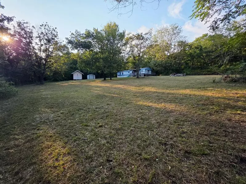 135 Hunter'S Pointe ST, Kirbyville, MO 65679