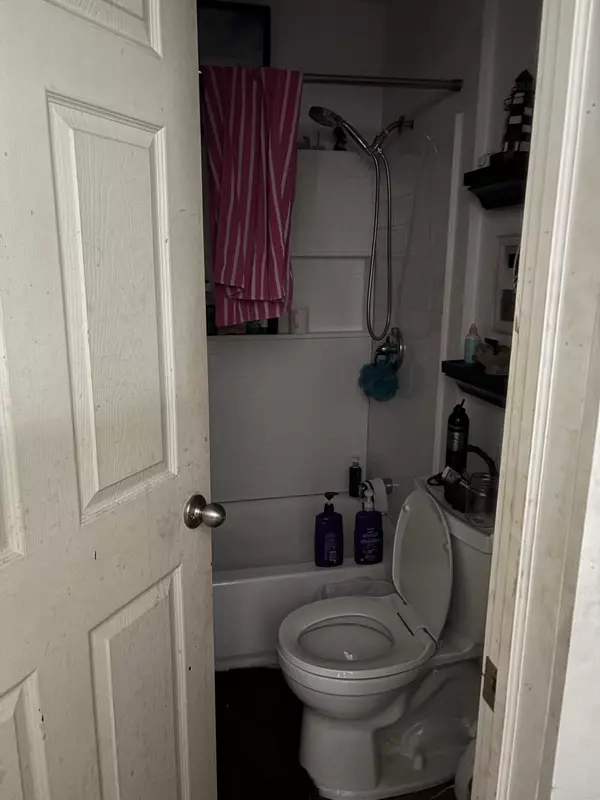 Monett, MO 65708,308 W Myrtle