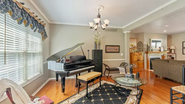 Nevada, MO 64772,18352 S 1453 RD