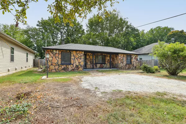 Springfield, MO 65804,1504 S Rogers AVE