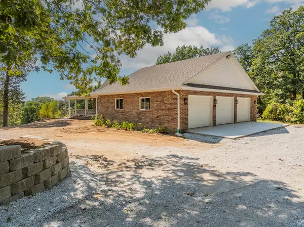 Bolivar, MO 65613,790 E 419th RD