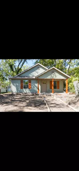 1110 S Moffet AVE, Joplin, MO 64801