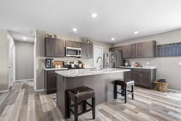 Republic, MO 65738,1522 S Bull CT