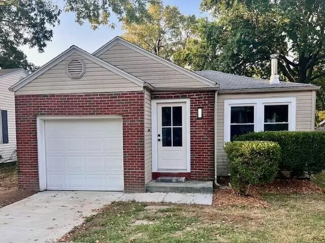 1604 E Commercial ST, Springfield, MO 65803