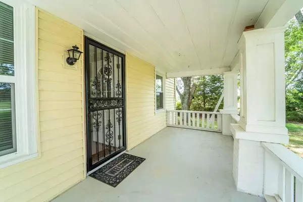 Springfield, MO 65803,3676 E Ponderosa LN