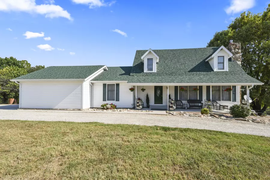 2757 Green Hill RD, Fordland, MO 65652