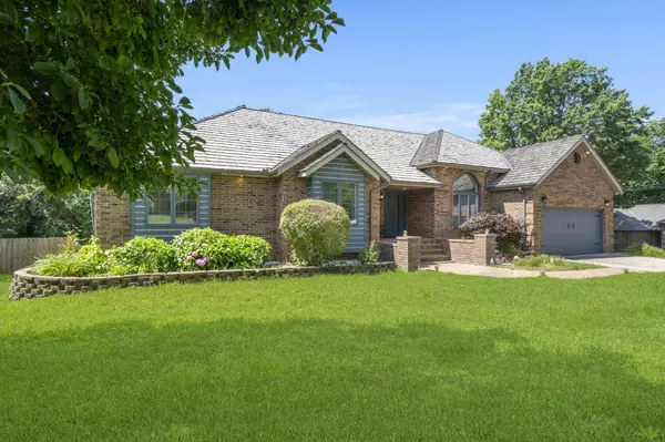 Springfield, MO 65810,930 W Sherwood DR
