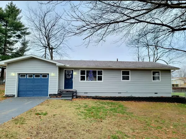 302 Highland AVE, Monett, MO 65708