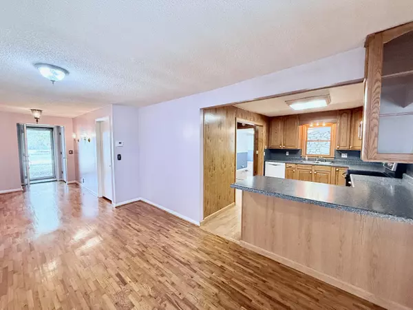 Licking, MO 65542,235 Maple AVE