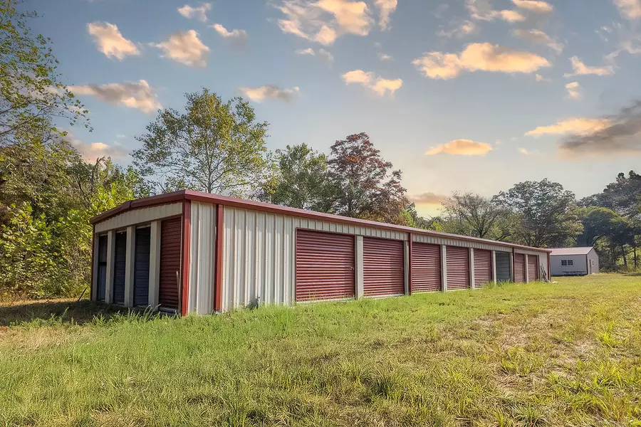 11748 Highway 63 South, Hardy, AR 72542