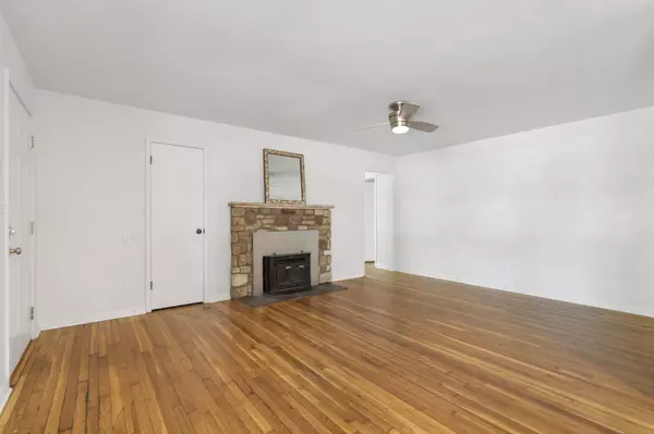 Springfield, MO 65807,1058 E Morningside ST