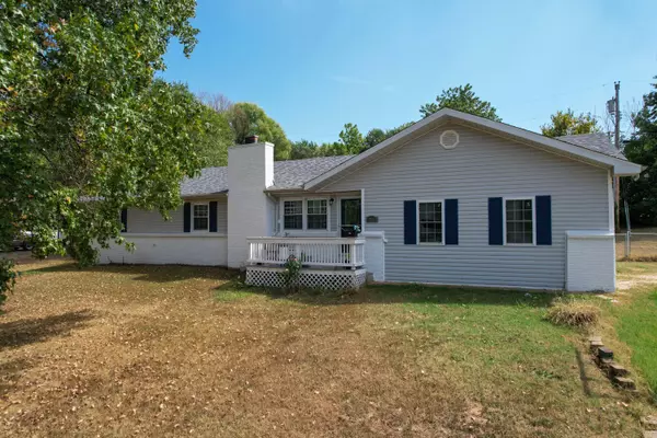 Marshfield, MO 65706,544 W Hubble DR