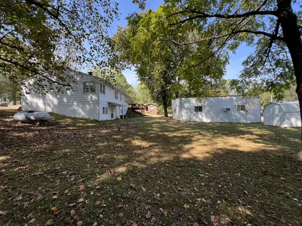 Mammoth Spring, MO 72554,575 Goldsmith AVE