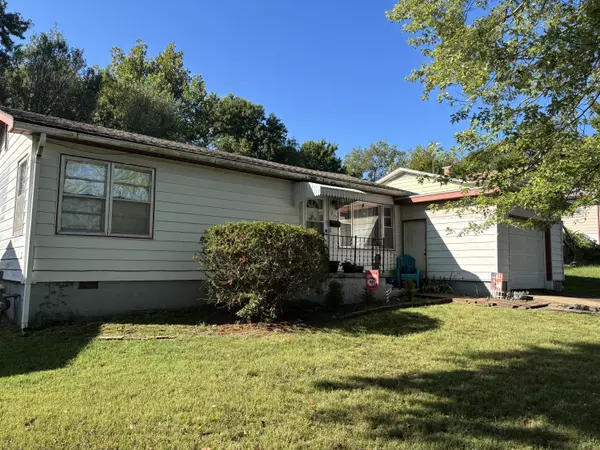 Neosho, MO 64850,715 Cherry ST