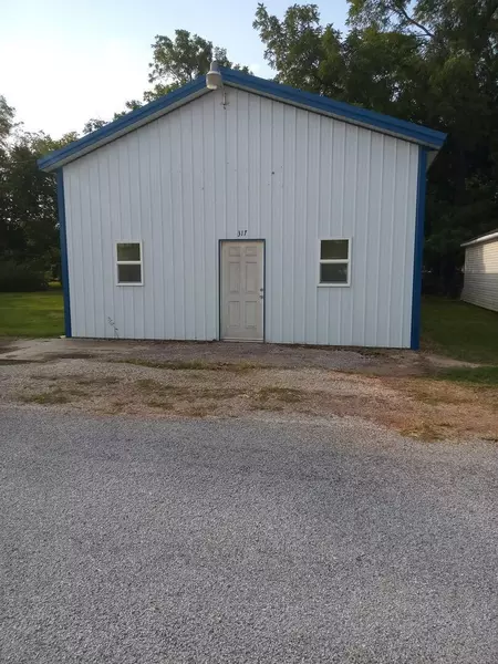 317 Front ST, Stark City, MO 64866