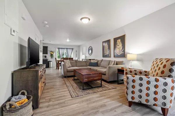 Branson, MO 65616,310 W College ST