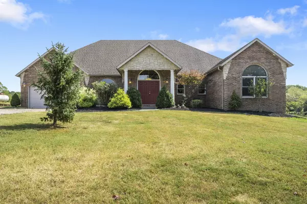 Strafford, MO 65757,7268 N Farm Road 203 RD